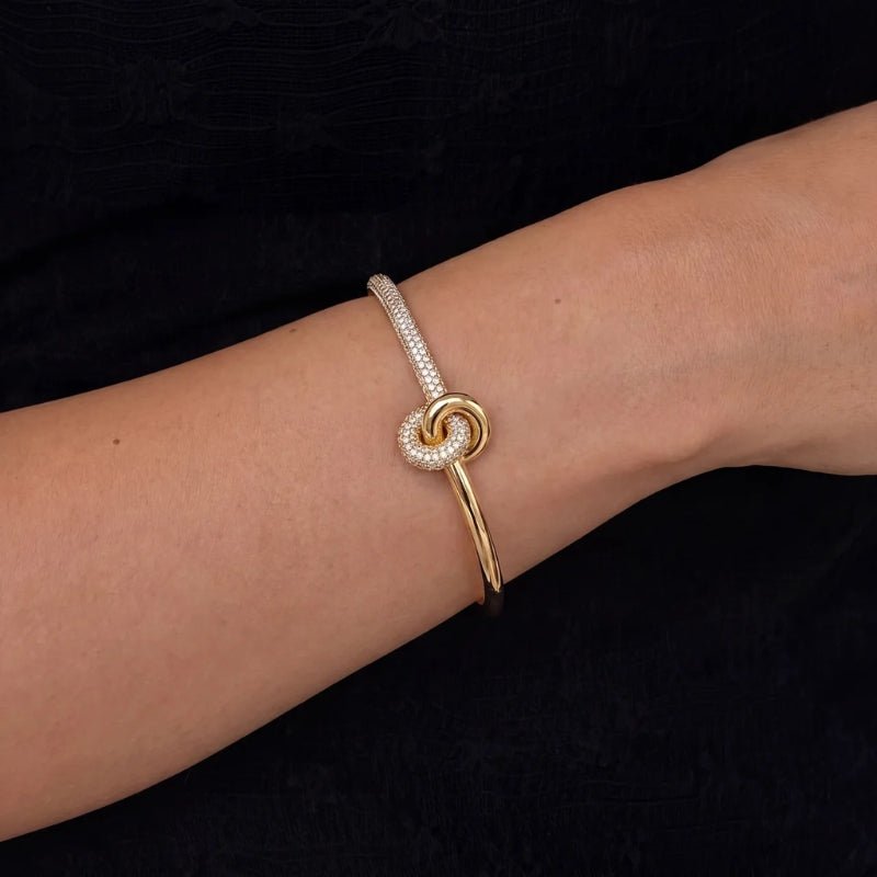 Half Knot Signature Bracelet | Monrich