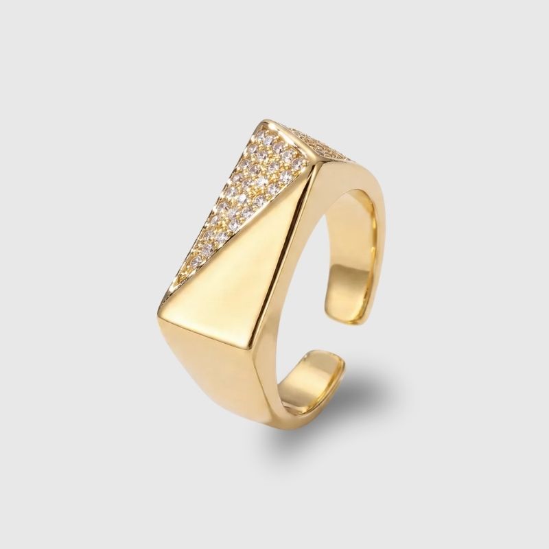 Seiten Smaragd Ring