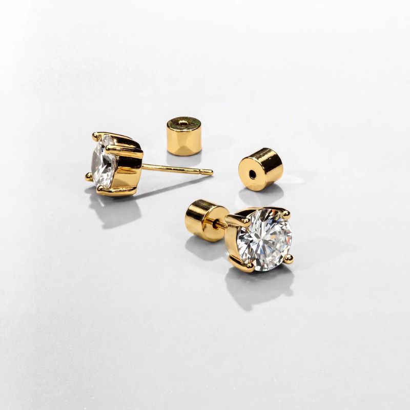 Goldene Runde Ohrstecker