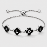 Kleeblatt-Initial-Armband